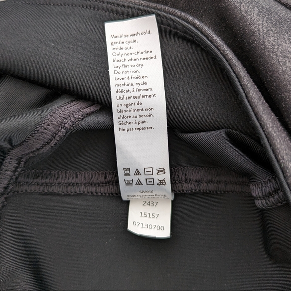 Spanx Faux Leather Black Leggings Size M - Picture 8 of 16